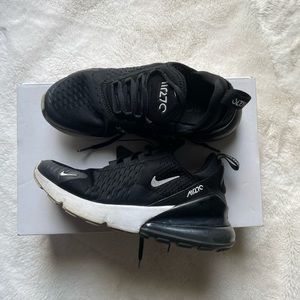 Used nike air max 270 women’s shoes size 6